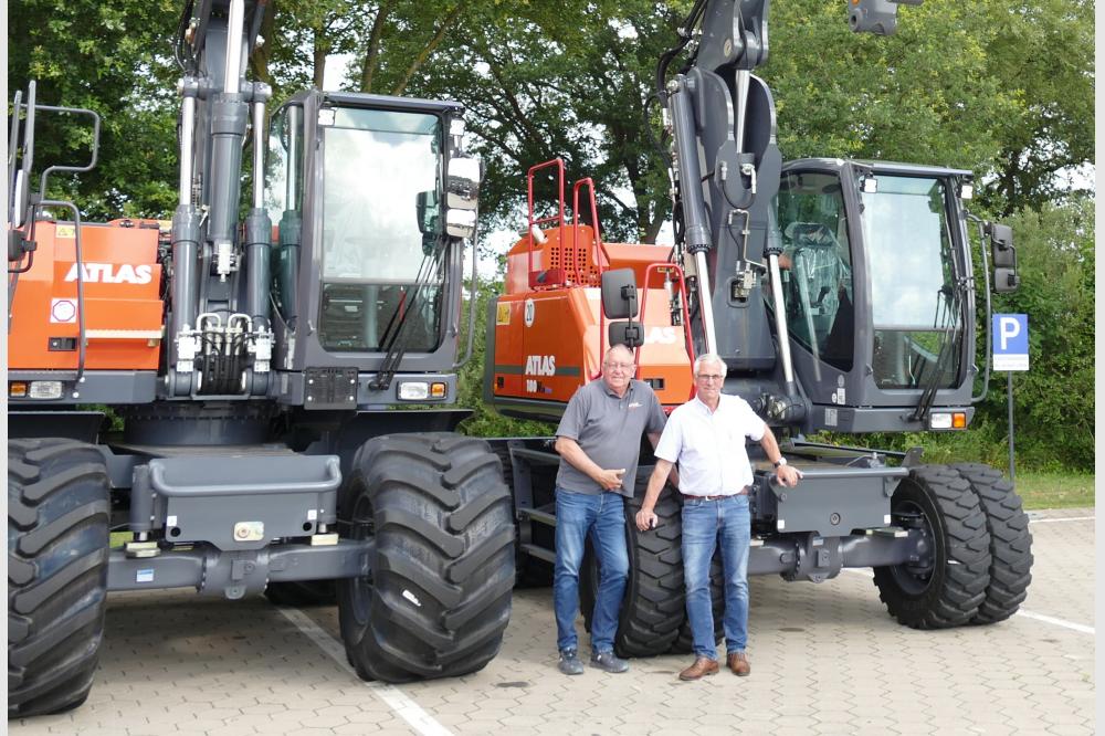 Umfangreiches Maschinenprogramm auf der Nordbau &ndash; Hingucker ist der &bdquo;Panzerbagger&ldquo;